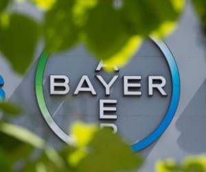 En la mayor oferta jamás hecha por un grupo germano, Bayer reveló que había propuesto comprar 'en efectivo todas las acciones de Monsanto a US$122 por acción, por [un total de] US$62.000 millones'. (Foto: AFP).