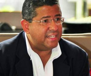 El expresidente salvadoreño, Francisco Flores podría estar escondido en Panamá.
