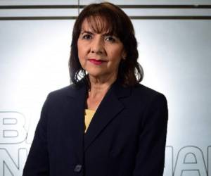 Ana Isabel Solano es máster en Administración de Negocios por la Universidad de Costa Rica, con énfasis en Banca y Finanzas, además de Licenciada en Administración de Empresas del Instituto Tecnológico de Costa Rica.