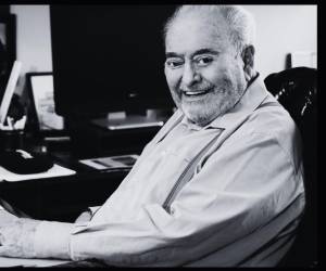 Carlos Paiz fue presidente del Grupo Delta, S. A. y presidente emeritus de La Fragua, S. A. Asimismo, expresidente de CARHCO (Central American Retail Holding Co.), de Avance-Epsilon Publicidad, S. A., y de EAN (Instituto Guatemalteco de Codificación), entre otros. Carlos Paiz fue presidente del Grupo Delta, S. A. y presidente emeritus de La Fragua, S. A. Asimismo, expresidente de CARHCO (Central American Retail Holding Co.), de Avance-Epsilon Publicidad, S. A., y de EAN (Instituto Guatemalteco de Codificación), entre otros.