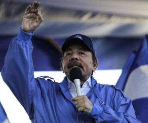 Nicaraguan President Daniel Ortega speaks to supporters during a rally in Managua, on September 5, 2018. Ortega asked the US for respect and to 'do not mess with Nicaragua', hours after the UN Security Council, discussed the crisis in the Central American country, which has left more than 320 dead. / AFP PHOTO / INTI OCON