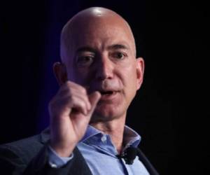 Amazon ha tenido sus fracasos, pero sus éxitos la impulsaron a ser una de las cinco empresas más valiosas del mundo y a convertir a Bezos en la segunda persona más rica. (Foto: AFP)