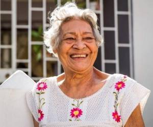 BID Invest lanza su primer bono social para apoyar la inclusión financiera de adultos mayores