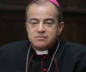 'La crisis de la deuda amenaza con lanzar más gente a la pobreza y al desempleo', señaló el arzobispo de San Juan, Roberto González Nieves.