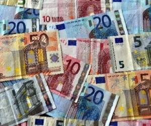 Aproximadamente 5,8 billones de euros (casi US$7,4 billones) podrían estar escondidos en los paraísos fiscales, o sea una pérdida de 130.000 millones de euros anuales (US$165.600 millones anuales) para las administraciones fiscales. (Foto: AFP).