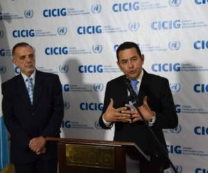 El entonces presidente electo de Guatemala, Jimmy Morales, pidió el 28 de octubre de 2015 a la Comisión Internacional contra la Impunidad en Guatemala (CICIG) que lo acompañe en el combate a la corrupción durante su gobierno, que inaugurará el 14 de enero de 2016.