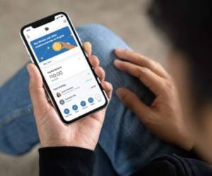 A new service from PayPal allows its customers to buy, hold and sell cryptocurrency directly from their PayPal account.
