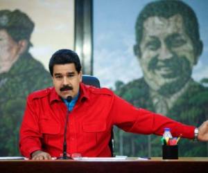El gobierno de Maduro, acuciado por una severa crisis económica de inflación, escasez de rubros básicos, recesión y sequía de divisas, ha intentado desplegar una ofensiva diplomática frente a las sanciones. (Foto: Archivo).