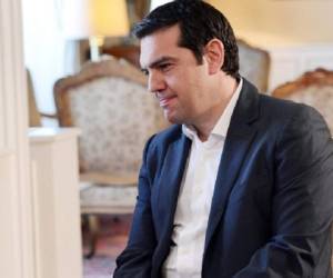 En estas negociaciones, el primer ministro Alexis Tsipras dejará en primera línea a su estado mayor económico, entre ellos el ministro de Finanzas, Euclides Tsakalotos, y el vice primer ministro Yannis Dragasakis. (Foto: AFP).