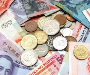 Las recientes devaluaciones de las monedas en muchos países emergentes afecta a la capacidad de compra de sus ciudadanos, al ahorro y a los gastos extra.
