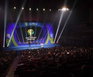 Picture taken during the 2019 Copa America draw in Rio de Janeiro, Brazil, on January 24, 2019. - The 2019 Copa America will be held in Brazil between June 14 and July 7. (Photo by Mauro PIMENTEL / AFP)