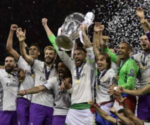El Real Madrid se coronó como bicampeón de la Champions League, tras derrotar 4 a 1 a la Juventus.