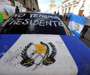 Los guatemaltecos enfrentan el desafío de conducir en paz su reorganización institucional. (Foto: AFP)
