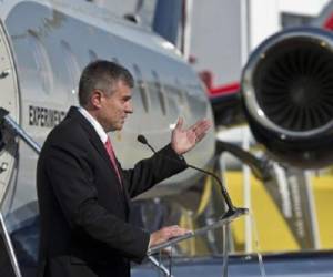 El presidente de los aviones ejecutivos de Embraer, Marco Tulio Pellegrini. (Foto: AFP)