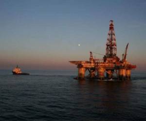 El consorcio encabezado por la mexicana Sierra Oil & Gas e integrado por las firmas Talos y Premier Oil, ganó los dos contratos petroleros.