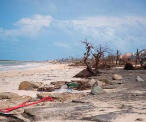 La isla de Saint-Martin y Barbuda se encuentran entre las islas de las Antillas menores con más daños hasta ahora.