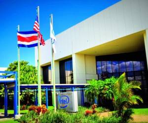Intel llegó a representar el 6% de las exportaciones totales de Costa Rica, cifra reducida tras el cierre de la manufactura. Antes de ese cierre, contó con 2.700 trabajadores, por los 1.800 de la actualidad, pero creciendo.