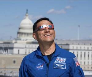 <i>Frank Rubio es el astronauta estadounidense con más tiempo en el espacio. Busca inspirar a los jóvenes con su historia. FOTO NASA. </i>