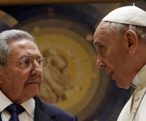 Francisco será el tercer pontífice que visita Cuba, después de Juan Pablo II en 1998 y Benedicto XVI en 2012. (Fotos: AFP . Dar click para ver galeria)