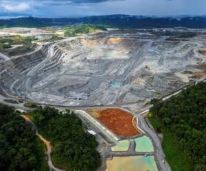 Gobierno de Panamá diseña plan para el cierre definitivo de mina