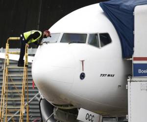 Investigan denuncias que Boeing desestimó seguridad y calidad de aviones
