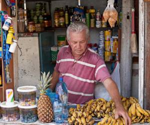 Las tiendas de barrio y pulperías concentra cerca del 47 % del total del comercio minorista de la región. Foto de iStock Las tiendas de barrio y pulperías concentra cerca del 47 % del total del comercio minorista de la región. Foto de iStock