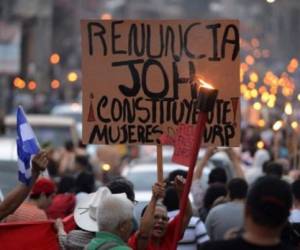 Nadie arriesga todavía hasta dónde van a llegar las movilizaciones sociales o si se apagarán en poco tiempo. (Foto: AFP)