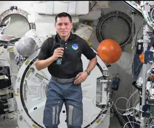 Frank Rubio desde el espacio: Es un honor representar al país de mis padres, El Salvador
