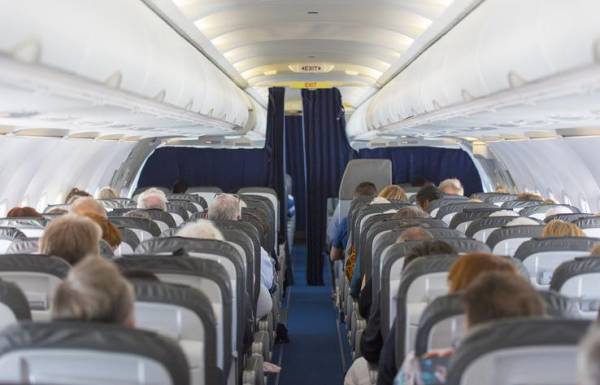 Se acerca el adiós definitivo a los asientos reclinables en los aviones