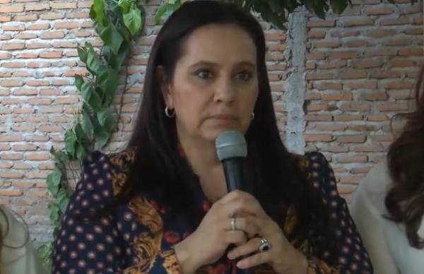 <i>Ana García, exprimera dama de Honduras, en conferencia de prensa. FOTO CAPTURA DE PANTALLA DE VIDEO</i>