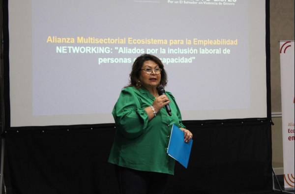<i>Haydeé de Trigueros, Directora Ejecutiva FUNDEMAS, participa en el primer encuentro de la Alianza 2024. </i>