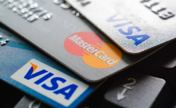 Visa y Mastercard llegan a un acuerdo para limitar las comisiones de las tarjetas