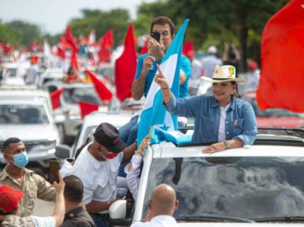 Xiomara Castro viajó acompañada por su familia, el aspirante a designado presidencial, Salvador Nasralla y también por Doris Gutiérrez en su gira a Nacaome, Valle.