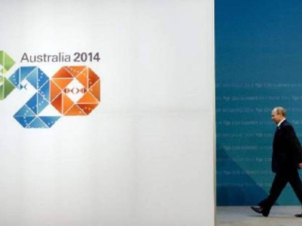 El presidente ruso, Vladimir Putin, a su llegda a la cumbre del G20 en Brisbane, Australia. (Foto:AFP)