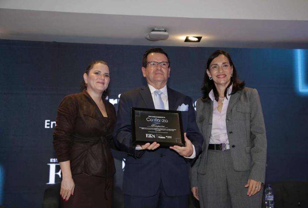 <i>Friopartes – Empresa de Alta Confianza (Liderazgo) / Rubén Wolozny, Presidente de Friopartes</i>