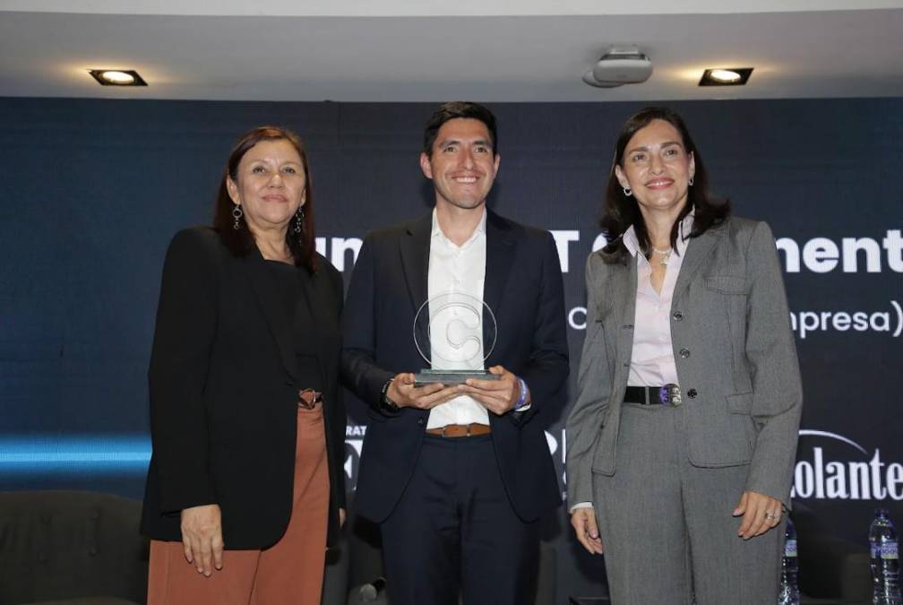 <i>Banco G&amp;T Continental – Empresa de Alta Confianza / Luis Padilla, Gerente de Mercadeo del Banco G&amp;T Continental</i>
