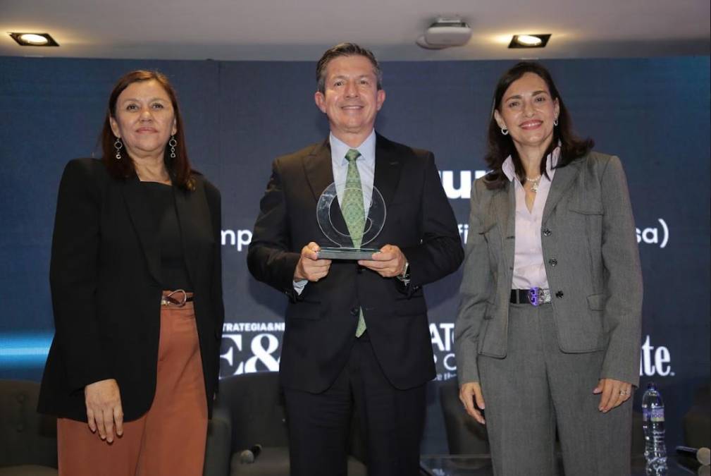 Banrural – Empresa de Alta Confianza / César Mendizábal, Subgerente General de Negocios 