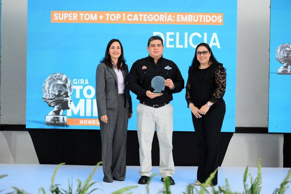 <i>Delicia, Super TOM y marca # 1 en Categoría: Embutidos </i>