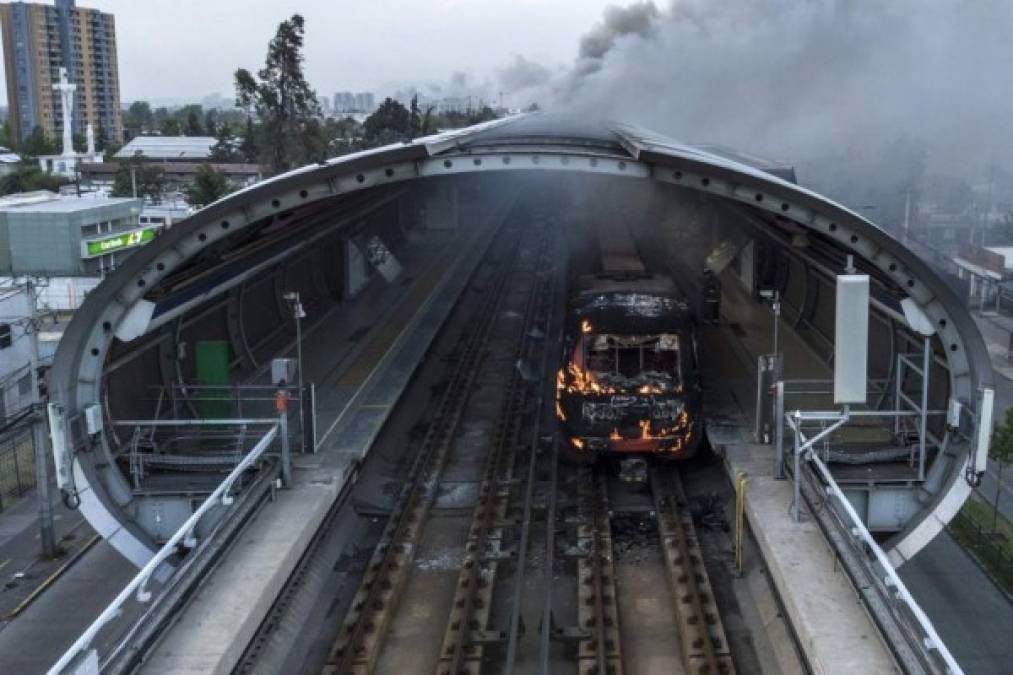 Chile: Daños en Metro de Santiago superan los US$300 millones