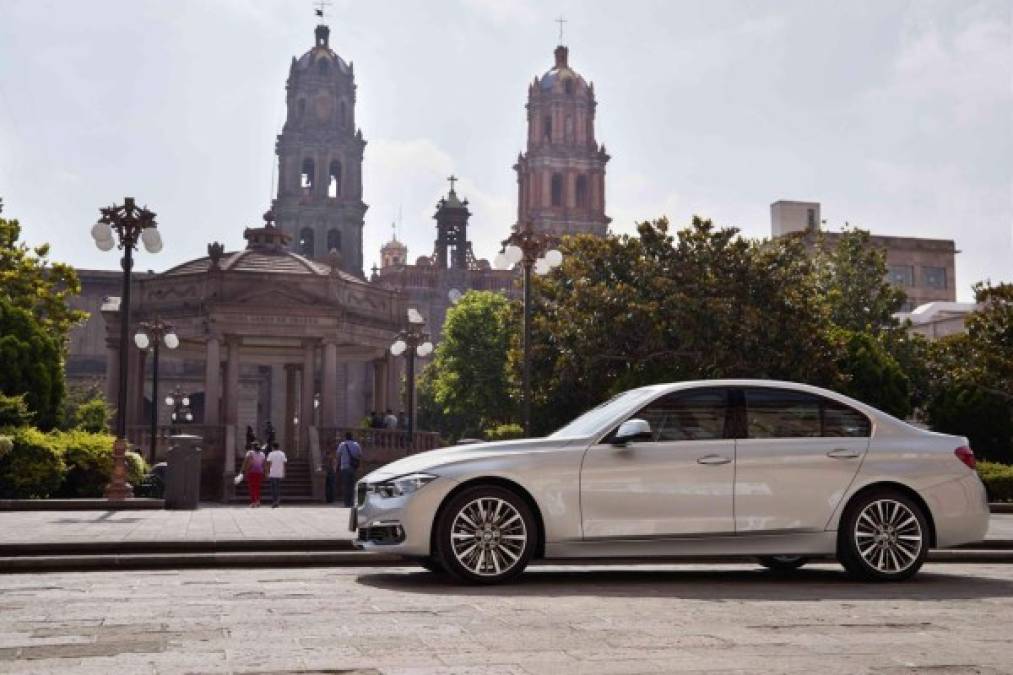 BMW negocia en Costa Rica y Panamá para impulsar vehículos eléctricos
