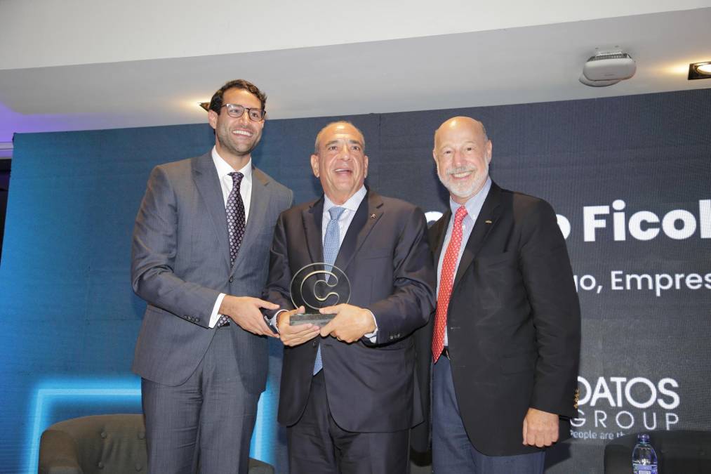 Camilo Atala, Presidente Grupo FICOHSA. Empresa Triple C.