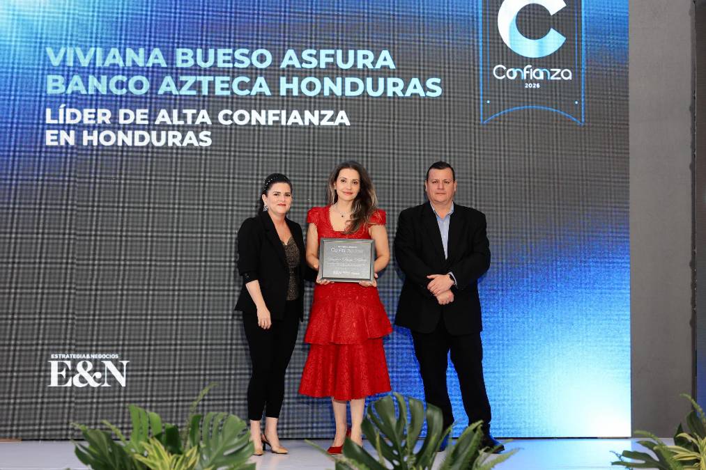 Viviana Bueso Asfura, directora general de Banco Azteca Honduras 