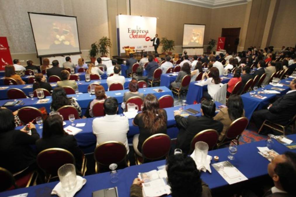 EyN presenta el evento 'La Empresa Sensual' en El Salvador.