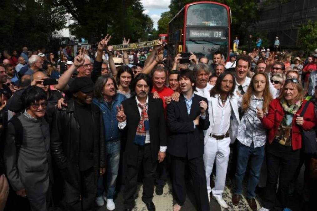 Celebran 50º aniversario de la foto de Abbey Road