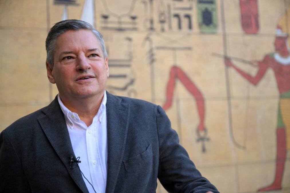 <i>La lucrativa plataforma acordó financiar los trabajos de renovación del cine. El costo no fue revelado, pero las estimativas rondan los 70 millones de dólares. Según el acuerdo, Netflix utilizará el cine durante la semana para sus proyecciones, mientras que la Cinemateca proyectará clásicos como "Lawrence de Arabia" los fines de semanas. FOTO ROBYN BECK / AFP</i>