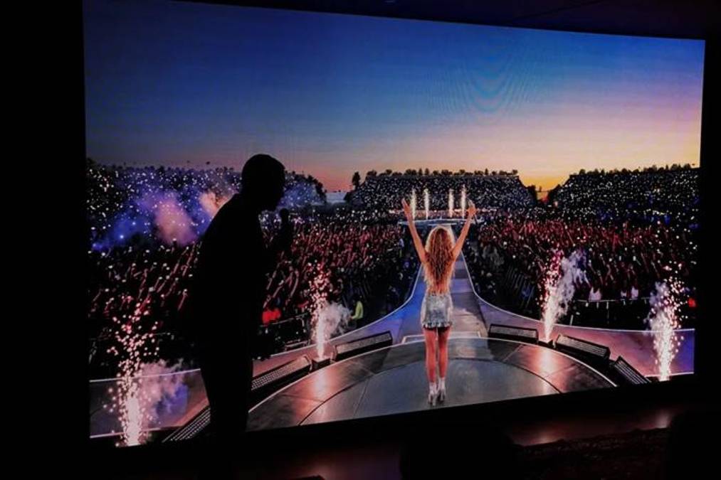 En España Shakira concluirá su gira ‘<i>Las Mujeres Ya No Lloran World Tour’,</i> convertida en la gira latina más taquillera de la historia. (Foto: EFE/ Borja Sánchez-Trillo)