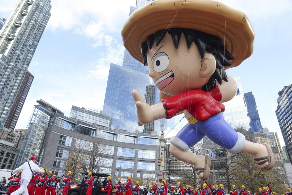 <i>También formaron parte de la celebración de Acción de Gracias los artistas Ciara, Foreigner, Christopher Jackson, el elenco del musical Buena Vista Social Club o Kool &amp; The Gang, entre otros. EFE/EPA/SARAH YENESEL</i>