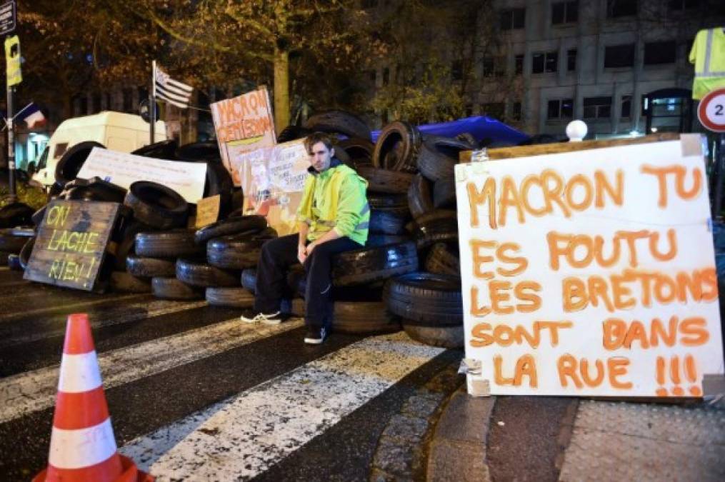 ¿Quiénes encabezan las protestas en París?