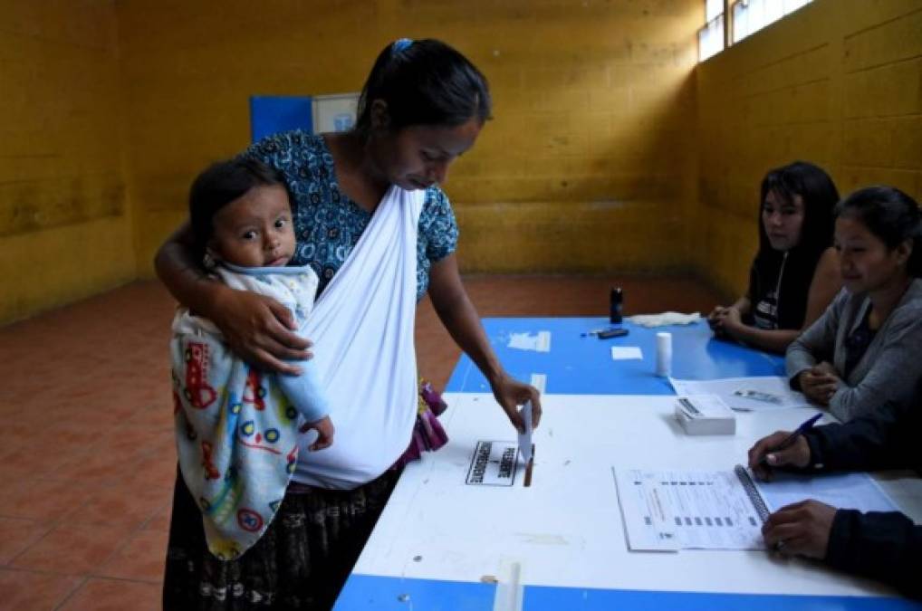 Elecciones Guatemala: Baja asistencia marca la jornada