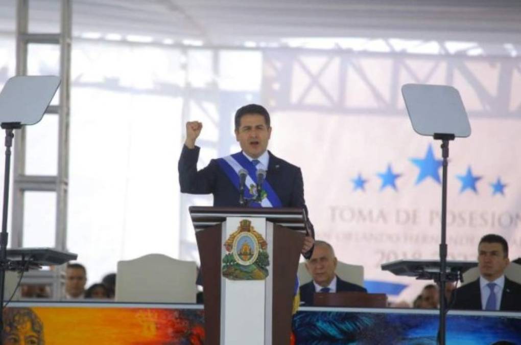 Honduras: Juan Orlando Hernández asume segundo mandato